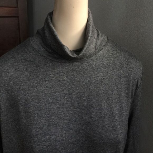 Joe Fresh dk heather gray turtleneck. NWT. Medium - Picture 3 of 5